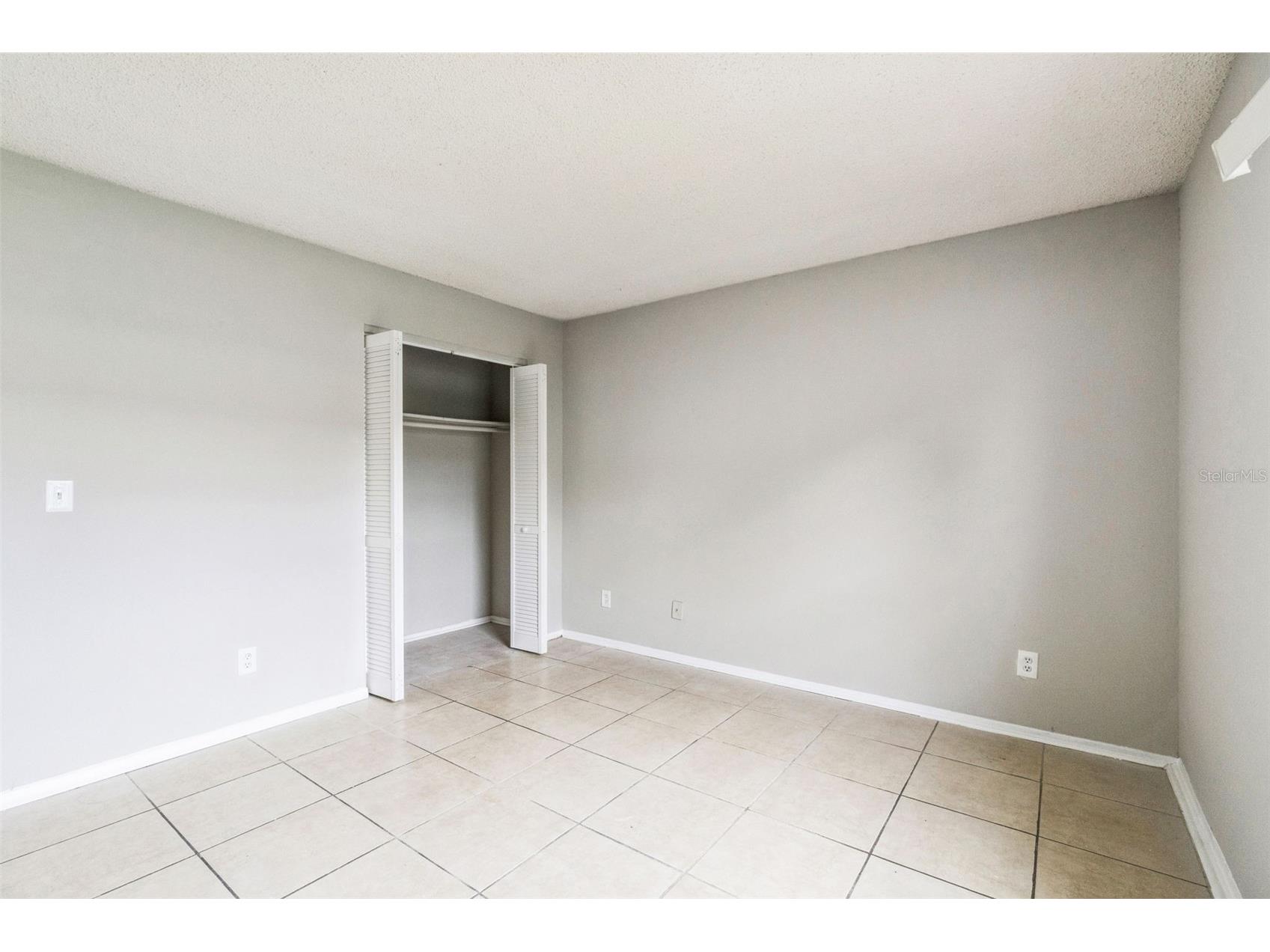 2 Lake Villa Way Kissimmee FL 34743 O6413875 image16
