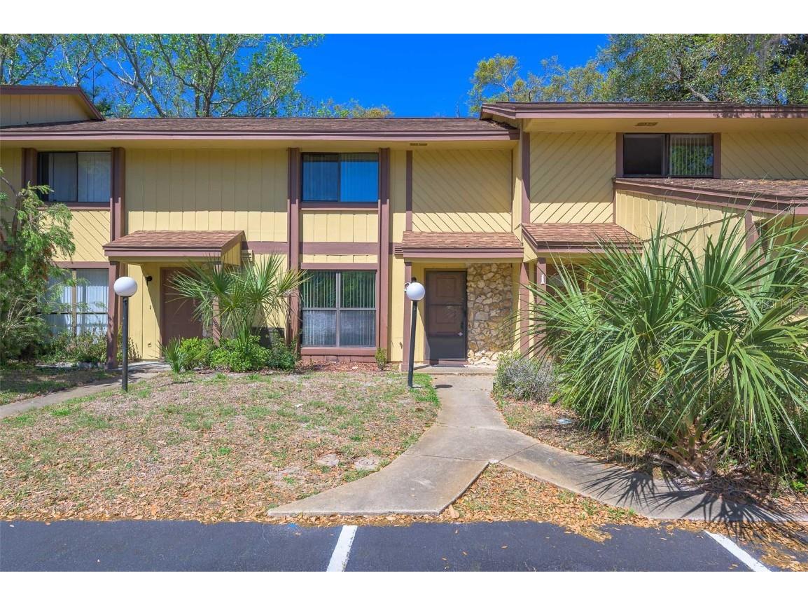 2 Lakewood Park Ormond Beach FL 32174 V4929252 image1