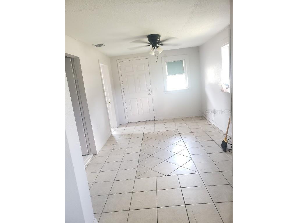 2 Lenox Court Deland FL 32720 O6342811 image4