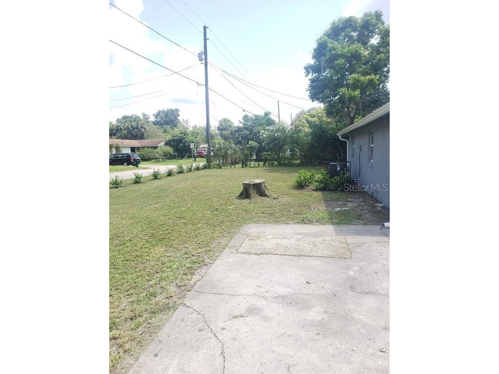 2 Lenox Court Deland FL 32720 O6342811 image5