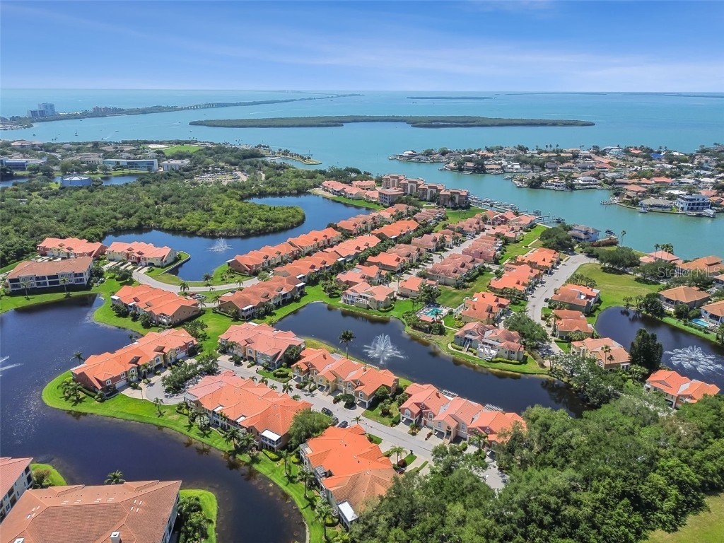 2 Lincoln Avenue S Saint Petersburg FL 33711 U8239404 image1