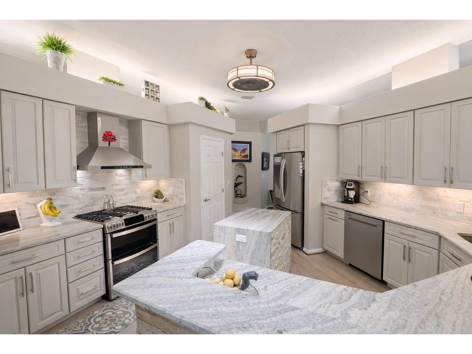 2 Long Meadow Road Rotonda West FL 33947 C7523853 image17