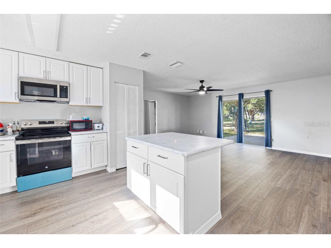 2 Oak Court Pass Ocala FL 34472 OM710272 image4