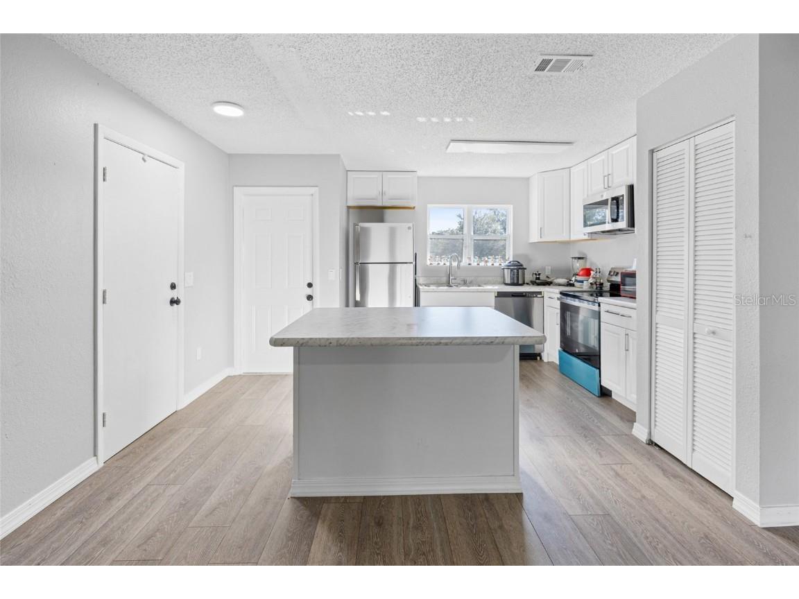 2 Oak Court Pass Ocala FL 34472 OM710272 image7