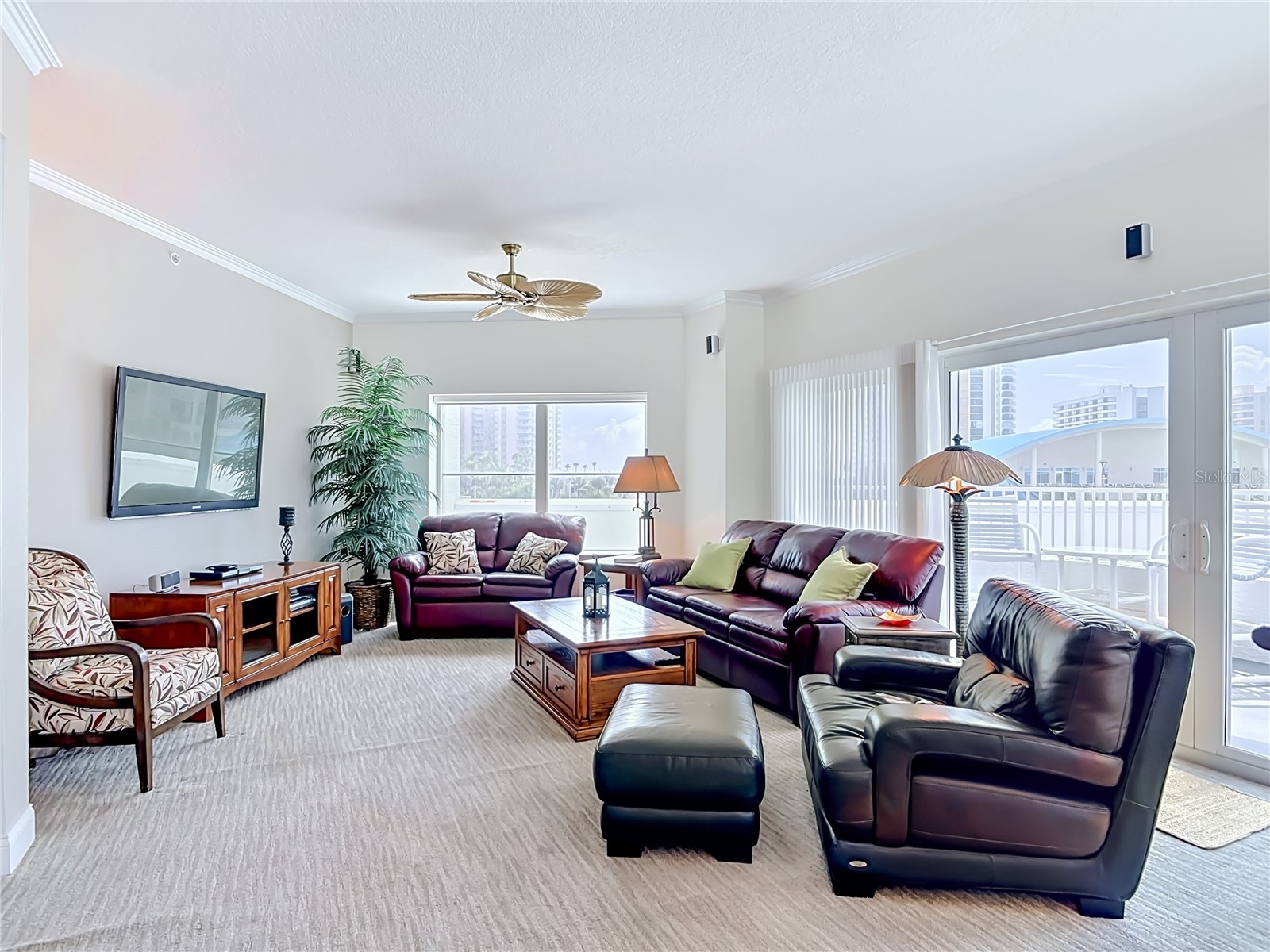 2 Oceans West Blvd #300 Daytona Beach Shores FL 32118 O6412102 image15