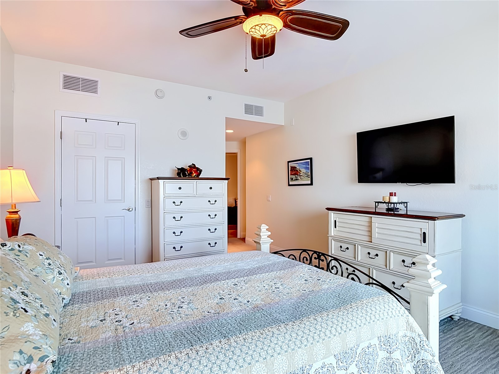 2 Oceans West Blvd #300 Daytona Beach Shores FL 32118 O6412102 image39
