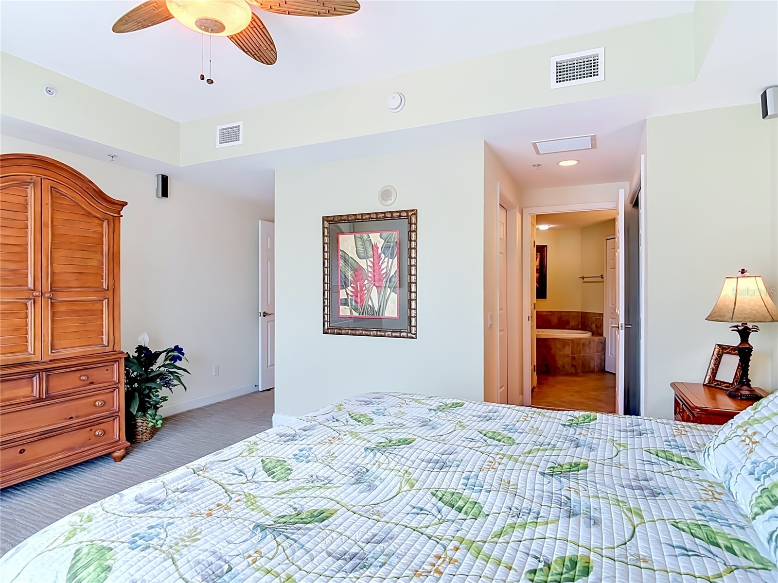 2 Oceans West Blvd #300 Daytona Beach Shores FL 32118 O6412102 image44