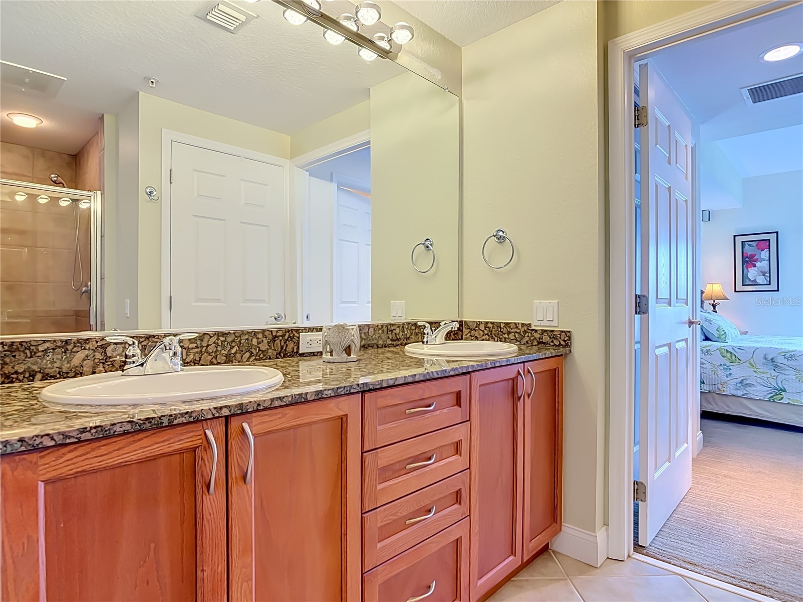 2 Oceans West Blvd #300 Daytona Beach Shores FL 32118 O6412102 image48