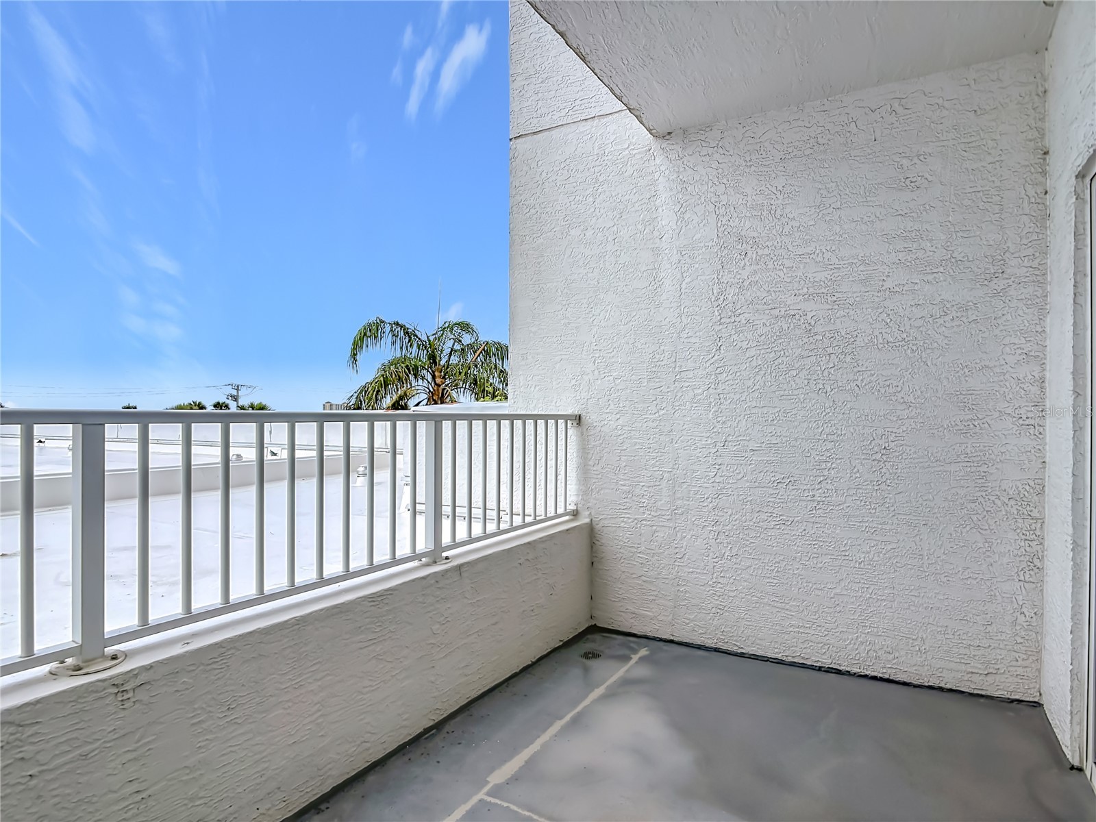 2 Oceans West Blvd #300 Daytona Beach Shores FL 32118 O6412102 image50
