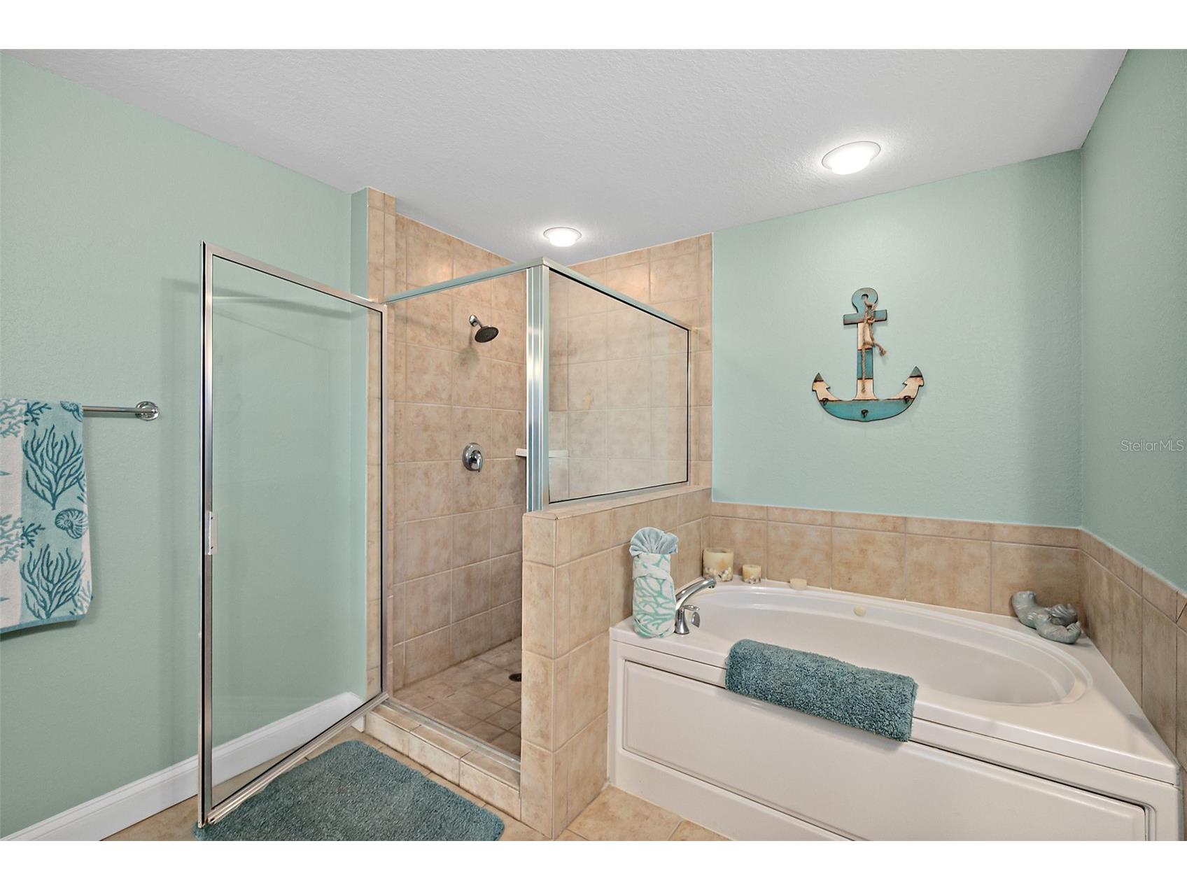 2 Oceans West Boulevard #1905 Daytona Beach Shores FL 32118 V4946753 image32