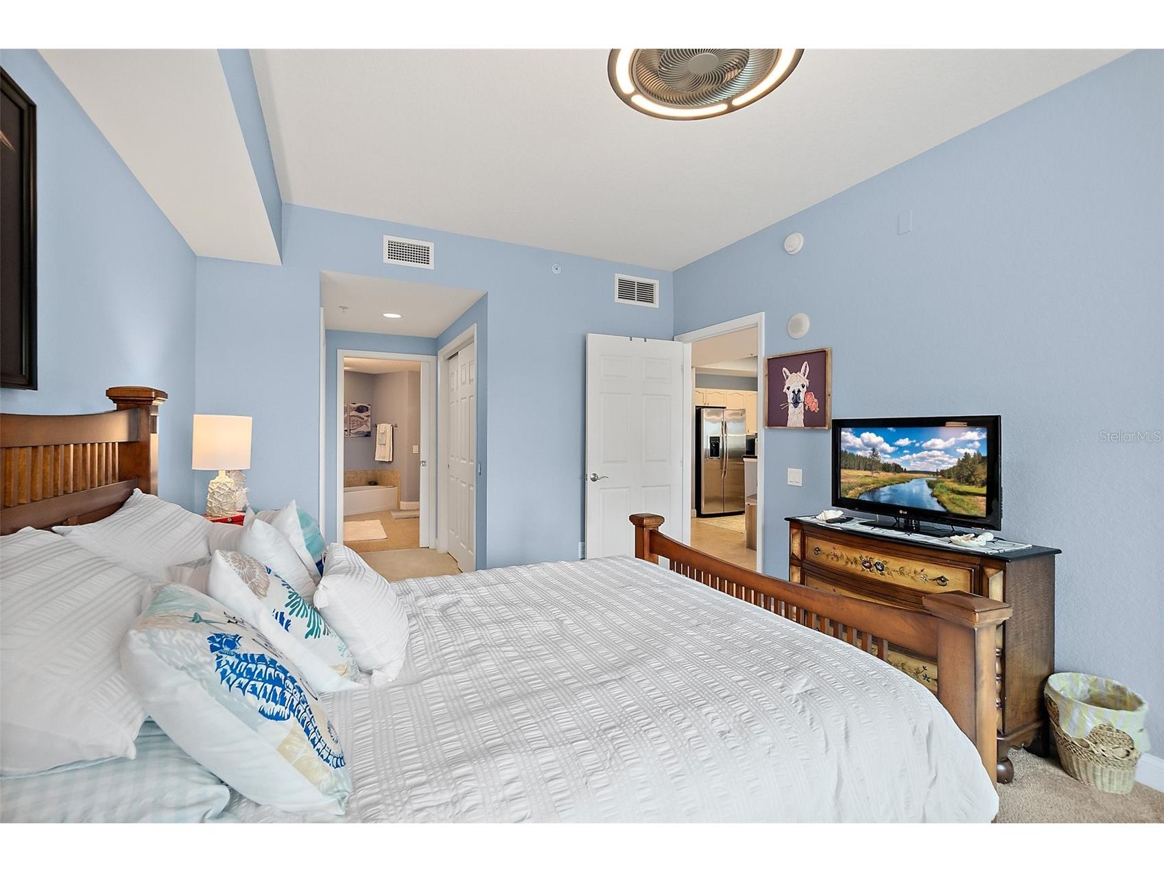 2 Oceans West Boulevard #405 Daytona Beach FL 32118 V4949380 image20