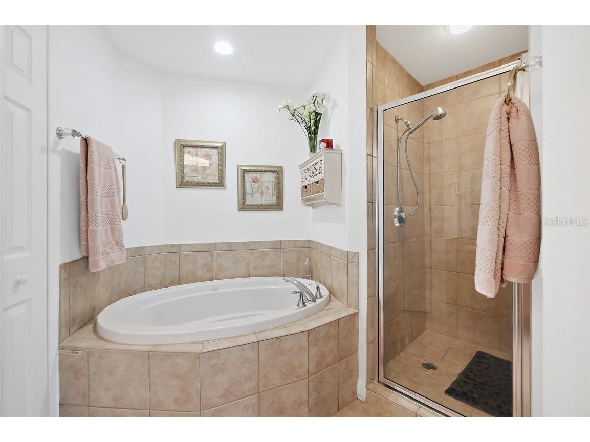 2 Oceans West Boulevard #606 Daytona Beach Shores FL 32118 V4945707 image25