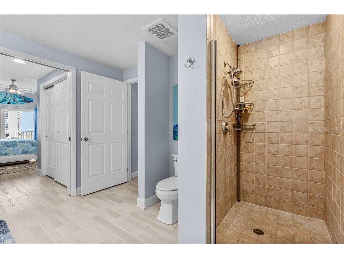 2 Oceans West Boulevard #608 Daytona Beach Shores FL 32118 NS1085115 image25