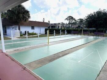 2 Quails Run Boulevard #8 Englewood FL 34223 A4694406 image10