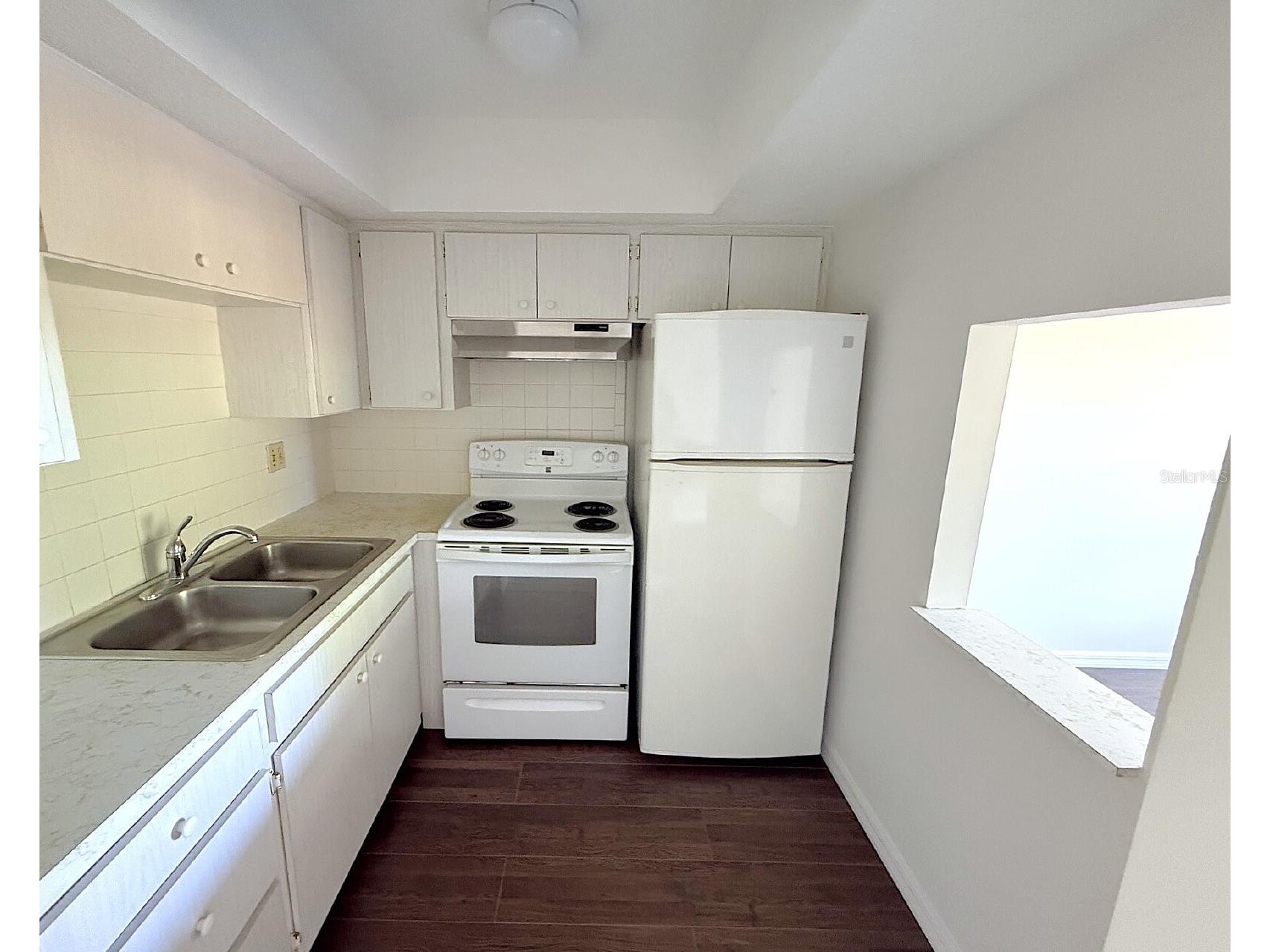 2 Quails Run Boulevard #8 Englewood FL 34223 A4694406 image5