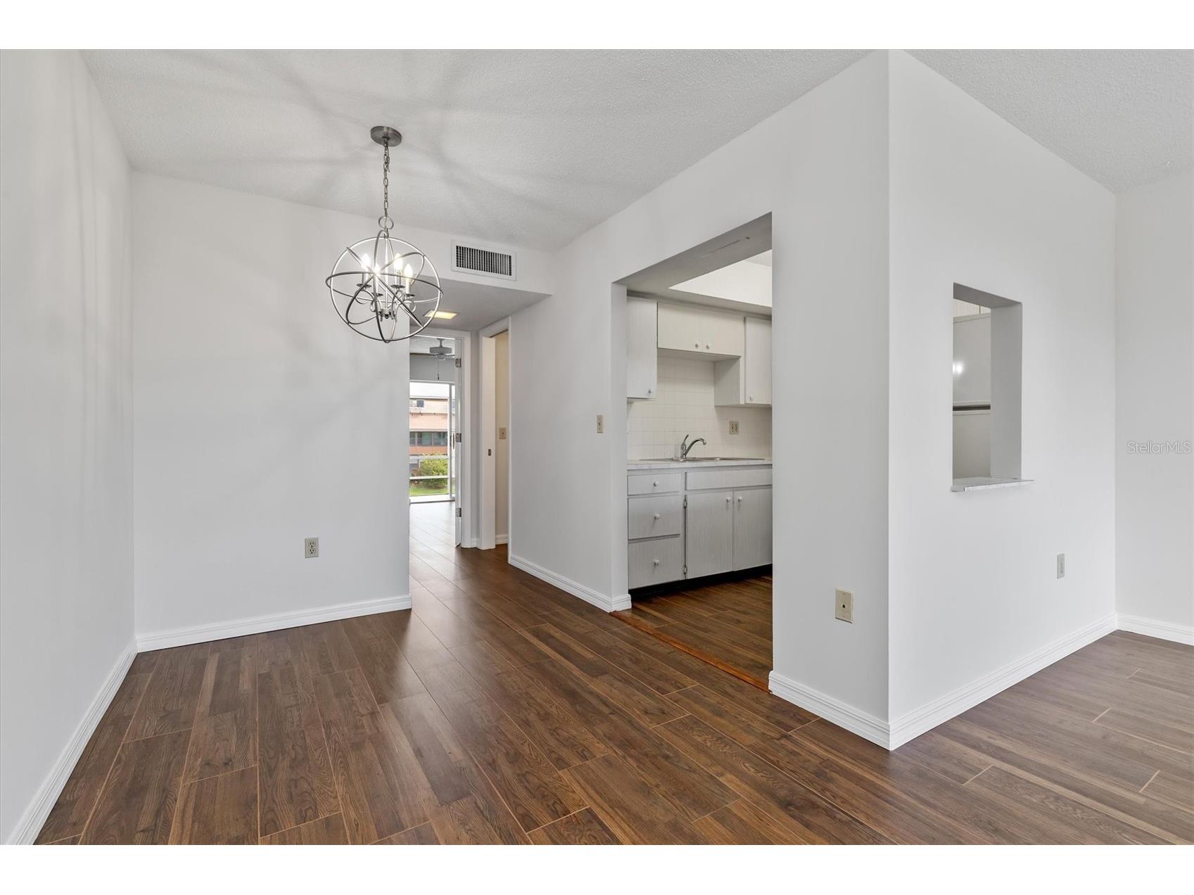 2 Quails Run Boulevard #8 Englewood FL 34223 C7523106 image10