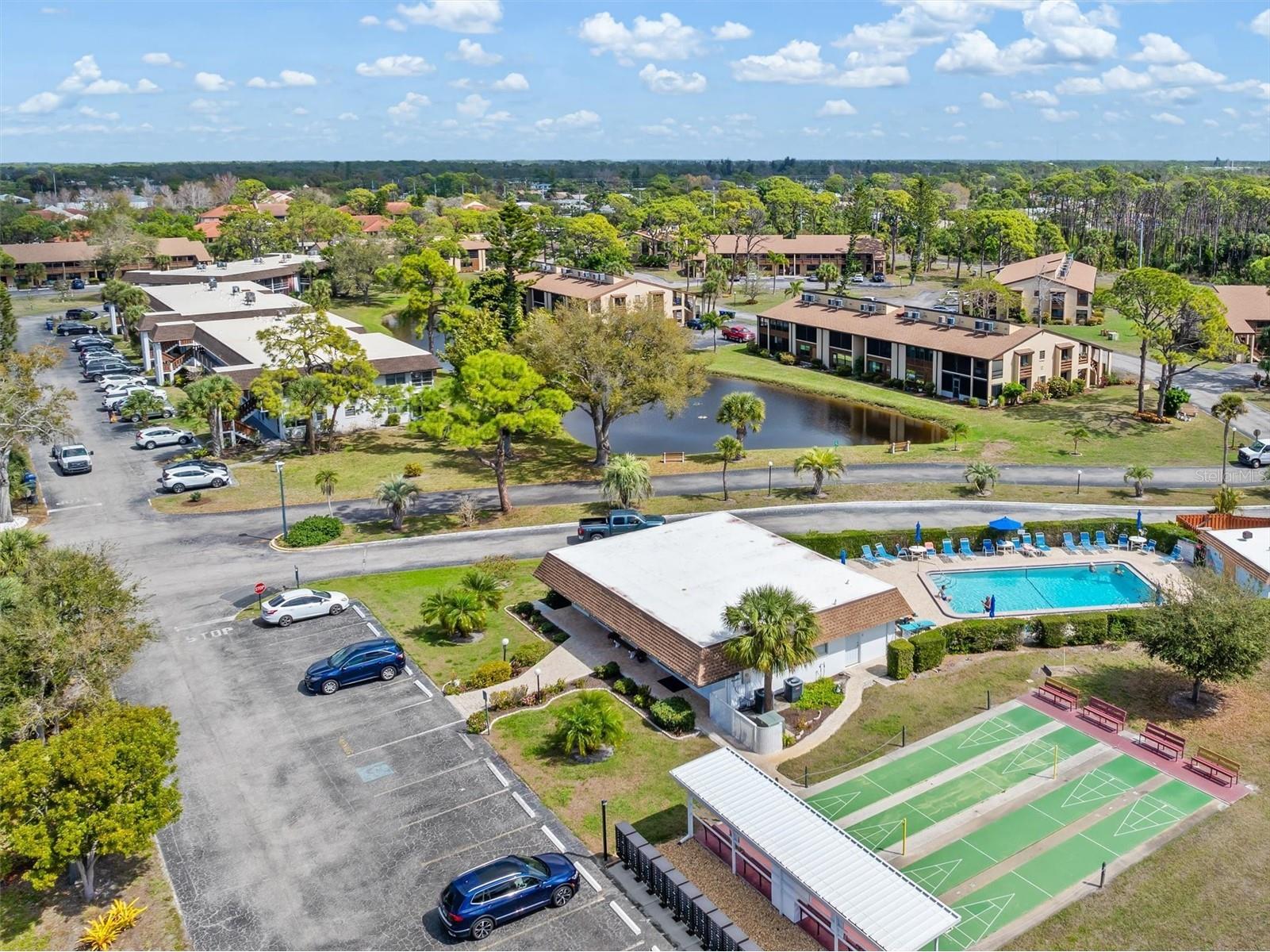 2 Quails Run Boulevard #8 Englewood FL 34223 C7523106 image27