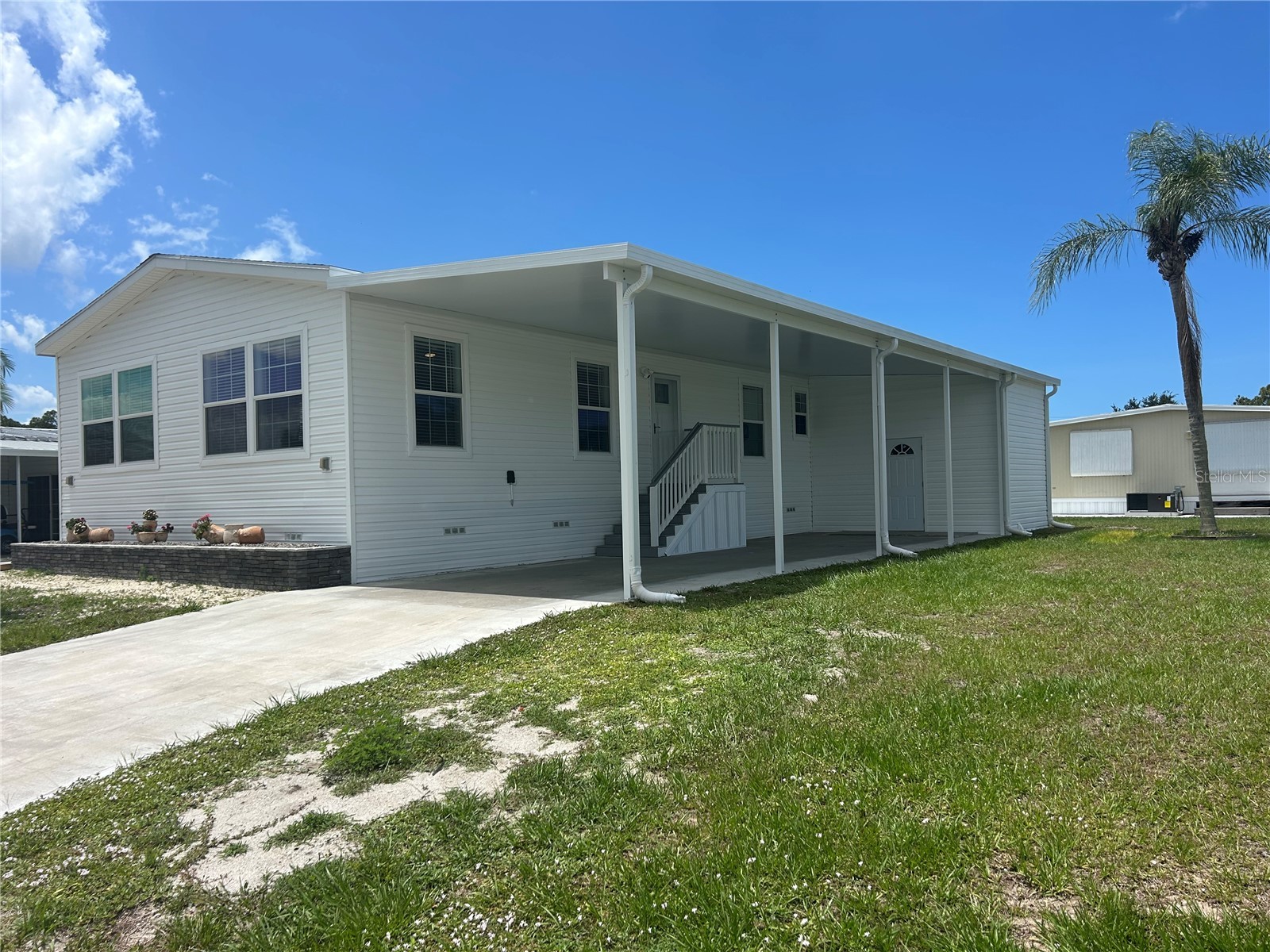 2 S Botany Bay Circle Englewood FL 34223 A4683351 image2