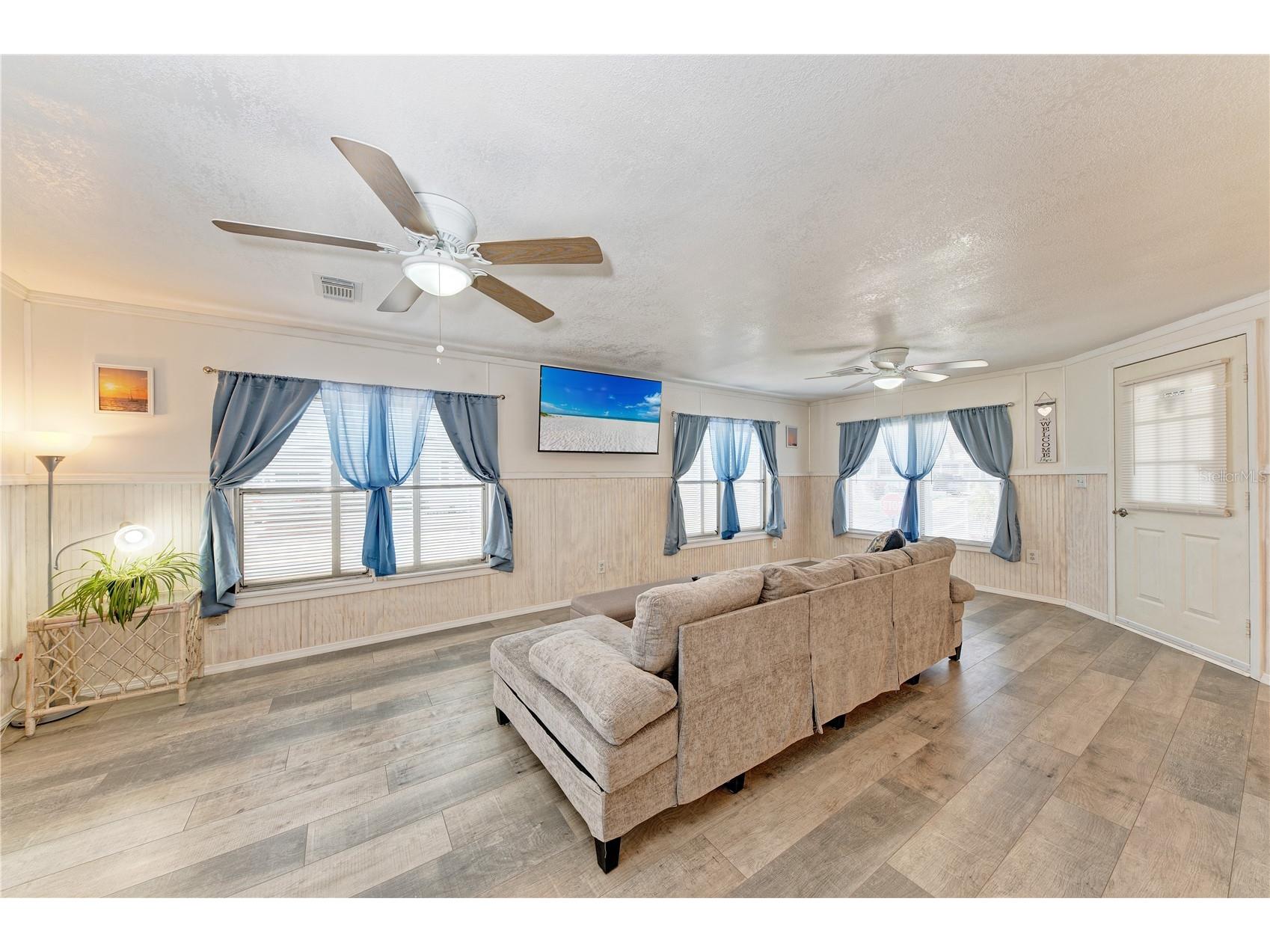 2 S Flora Vista Street Englewood FL 34223 A4685719 image11