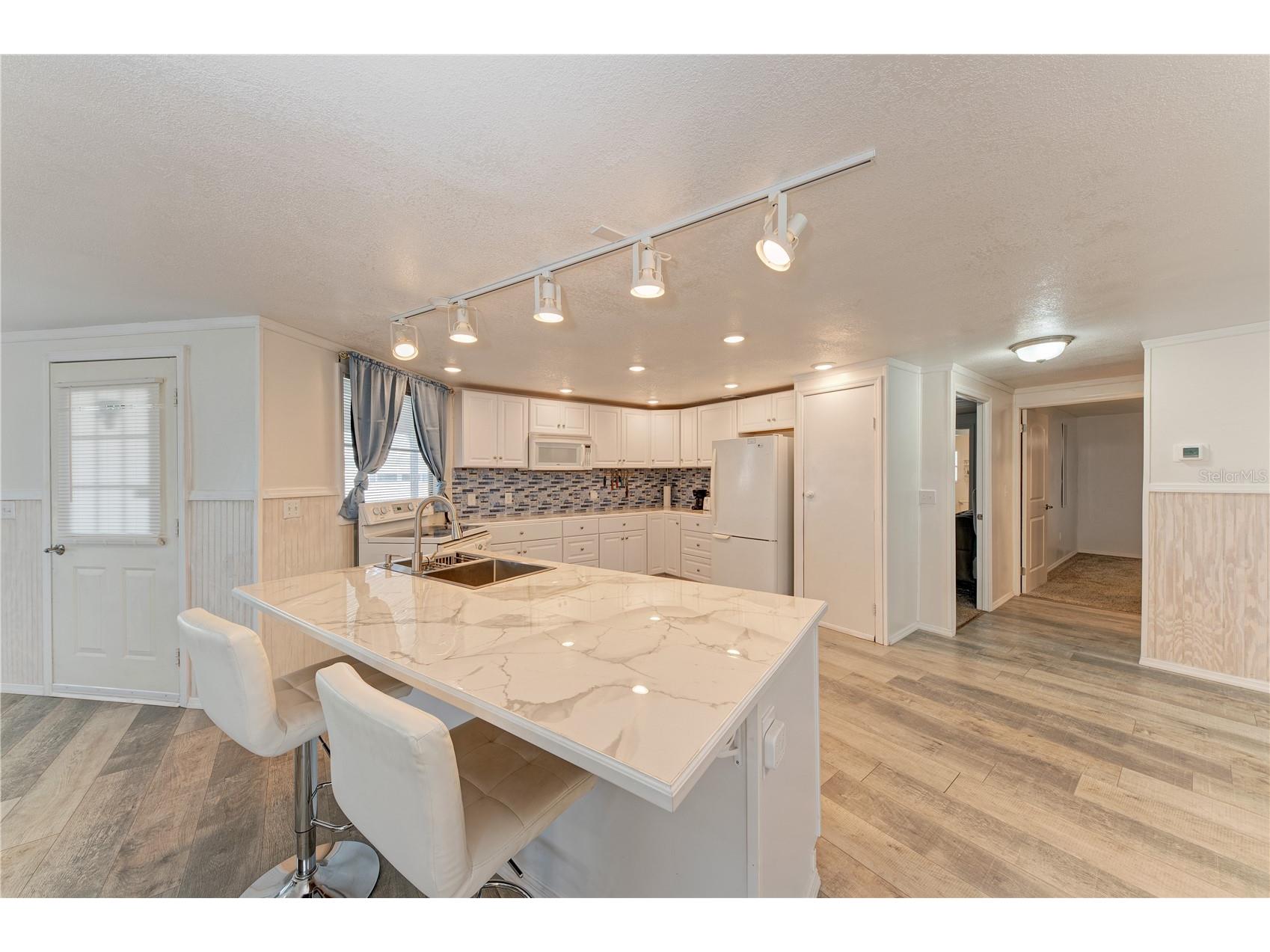 2 S Flora Vista Street Englewood FL 34223 A4685719 image13