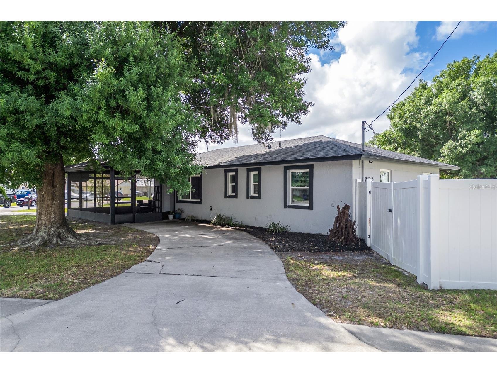 2 S Lavon Avenue Kissimmee FL 34741 O6396436 image2