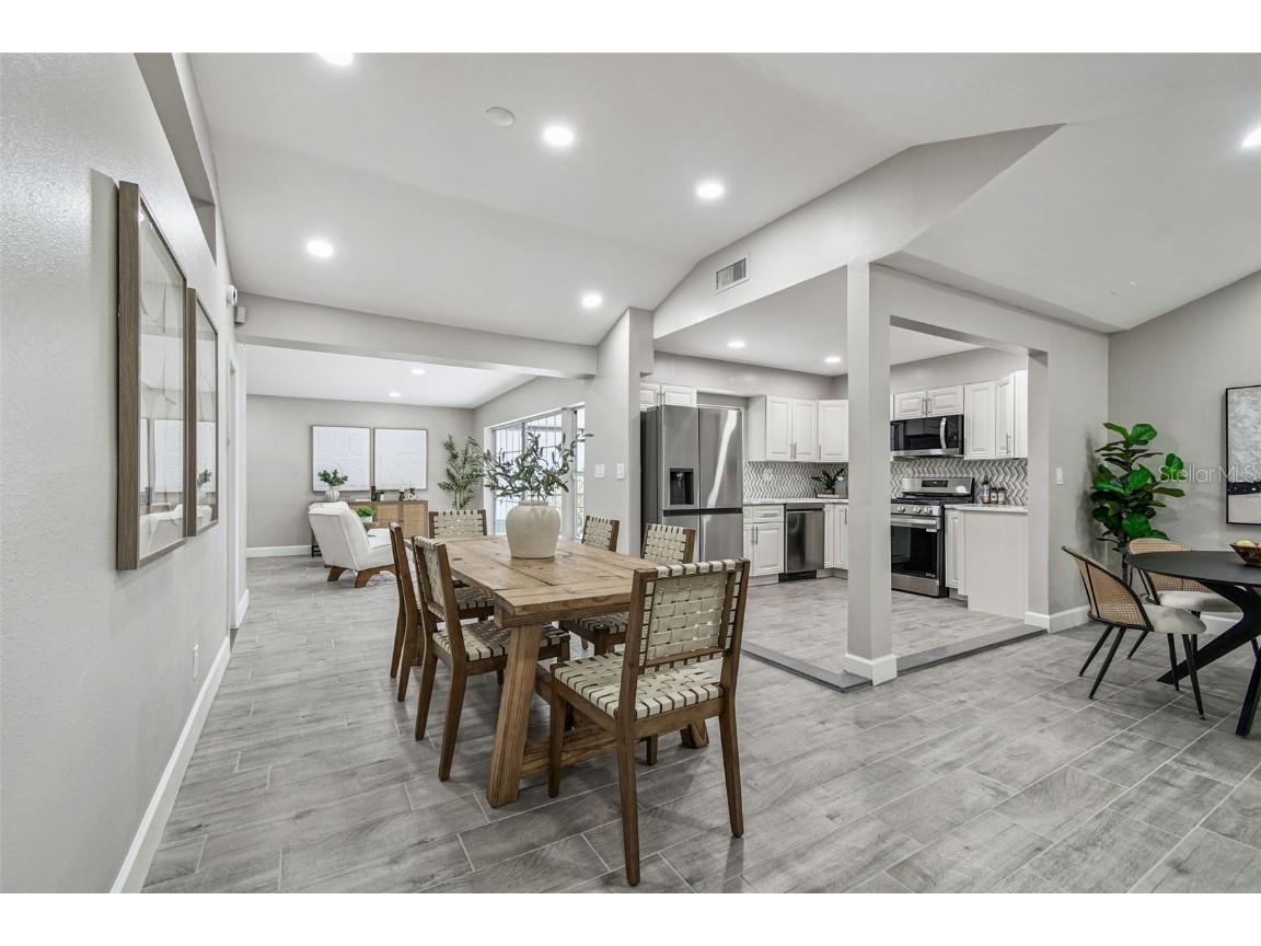 2 S Treasure Drive Tampa FL 33609 TB8443759 image16