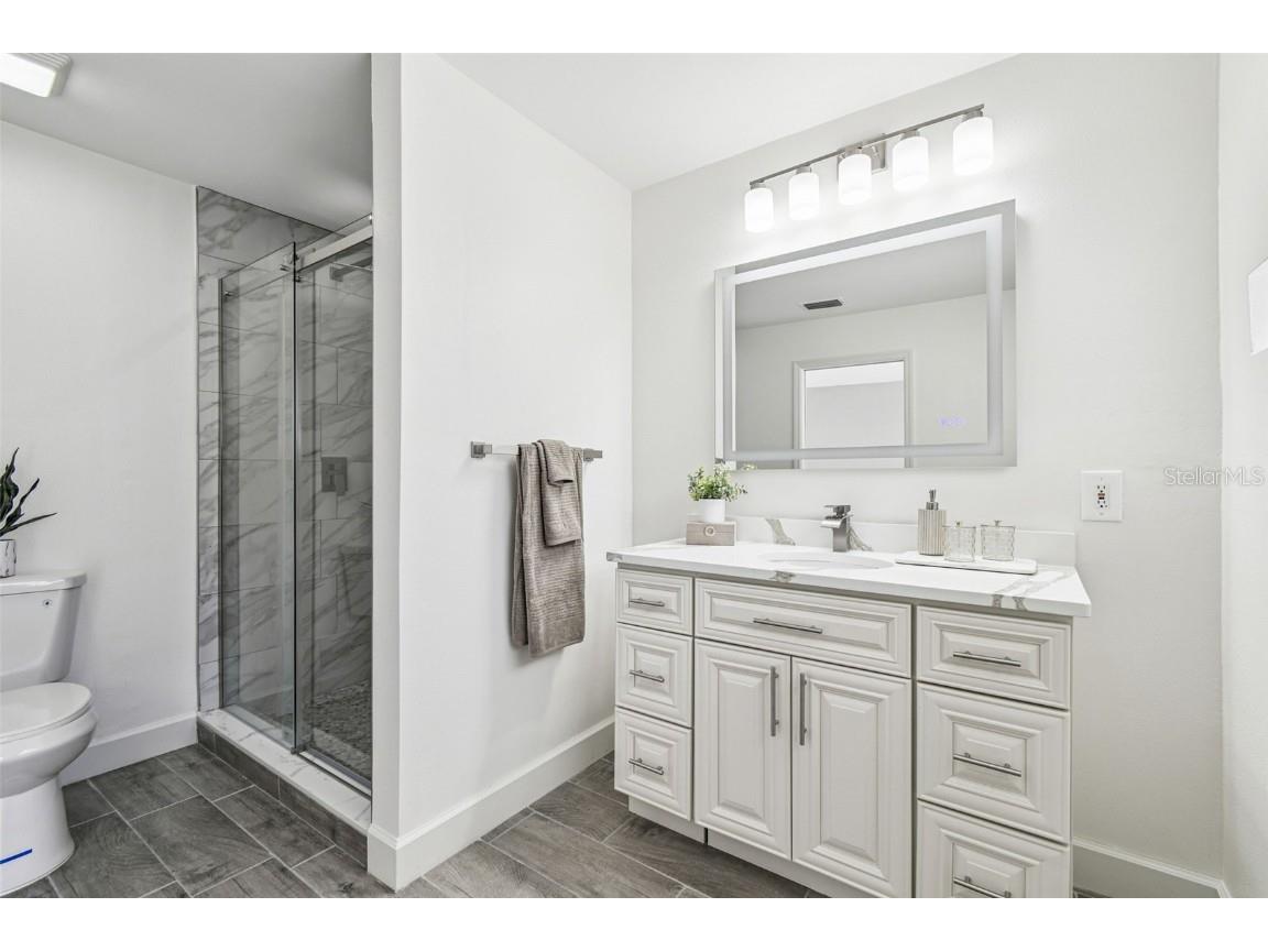 2 S Treasure Drive Tampa FL 33609 TB8453264 image47