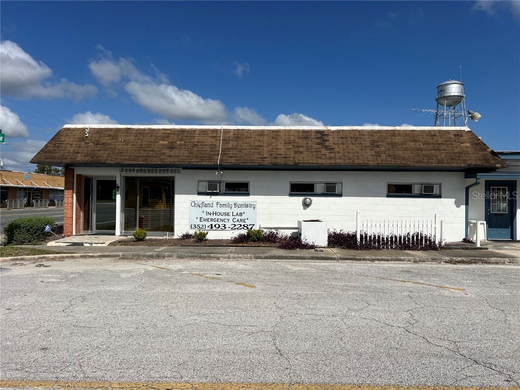 2 SE 1st Street Chiefland FL 32626 GC526688 image1