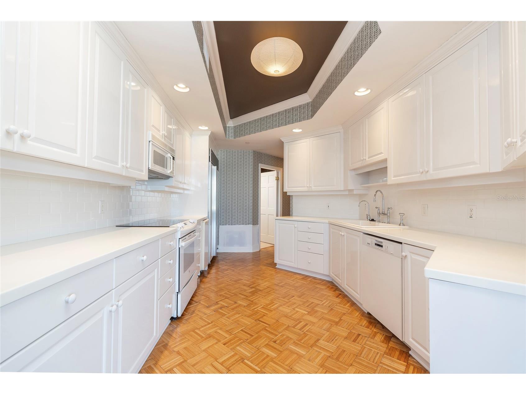 2 Seaside Lane #103 Belleair FL 33756 TB8456311 image18