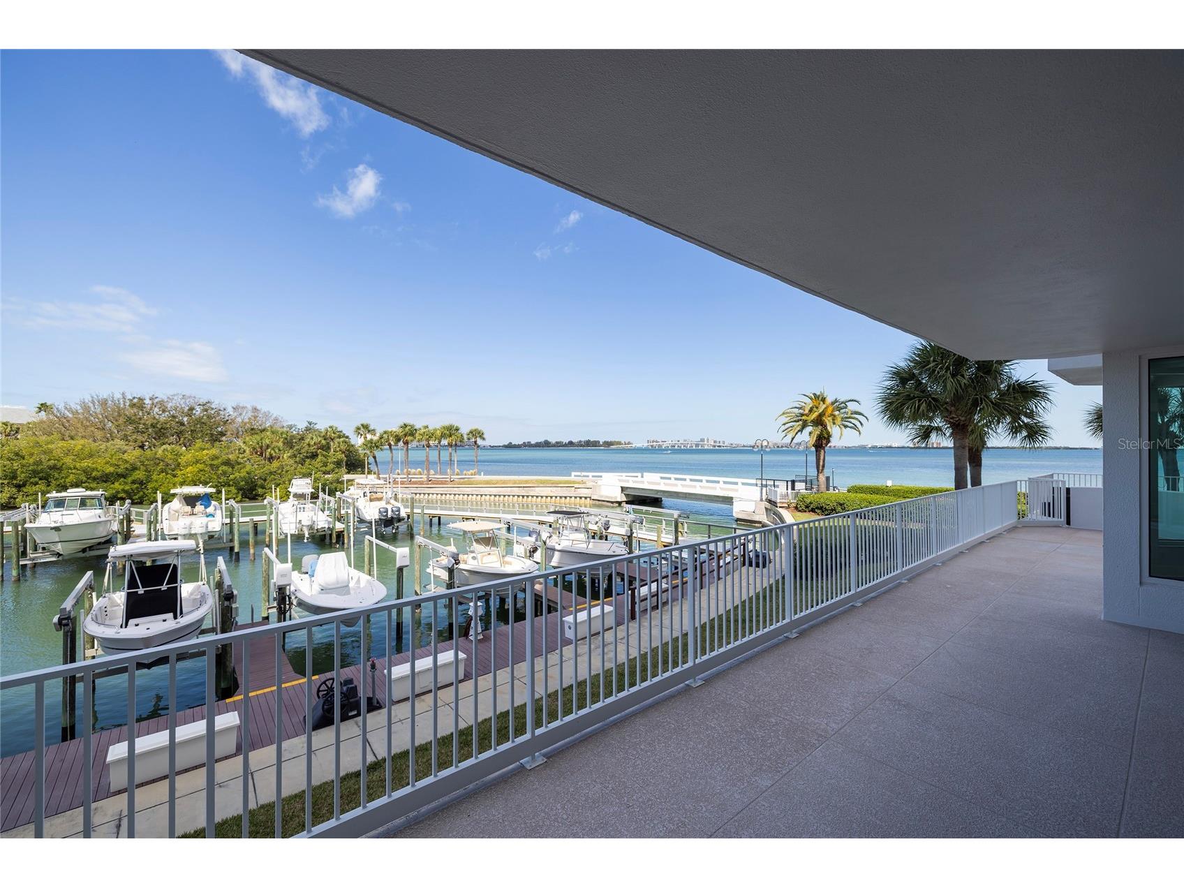2 Seaside Lane #103 Belleair FL 33756 TB8456311 image3