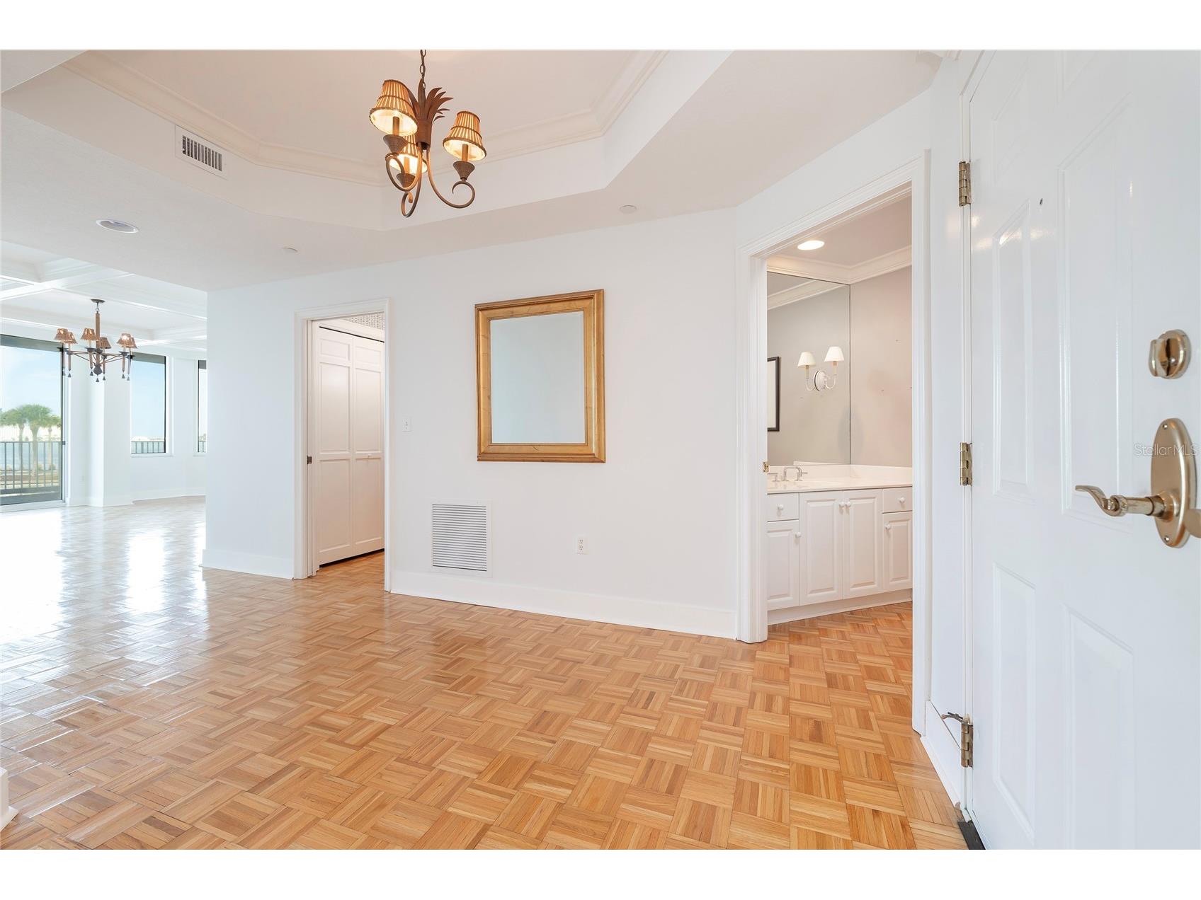 2 Seaside Lane #103 Belleair FL 33756 TB8456311 image6