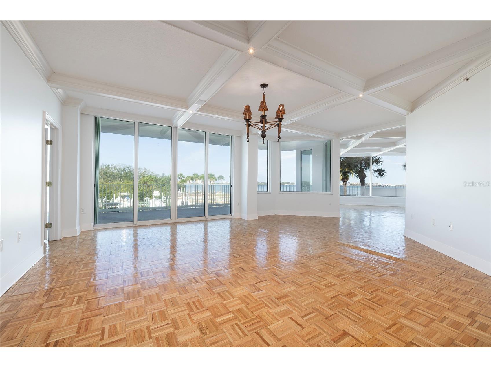 2 Seaside Lane #103 Belleair FL 33756 TB8456311 image8