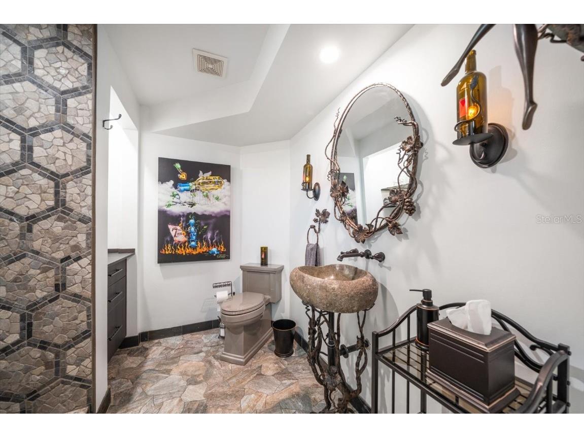 2 Seaside Lane #201 Belleair FL 33756 TB8445285 image32