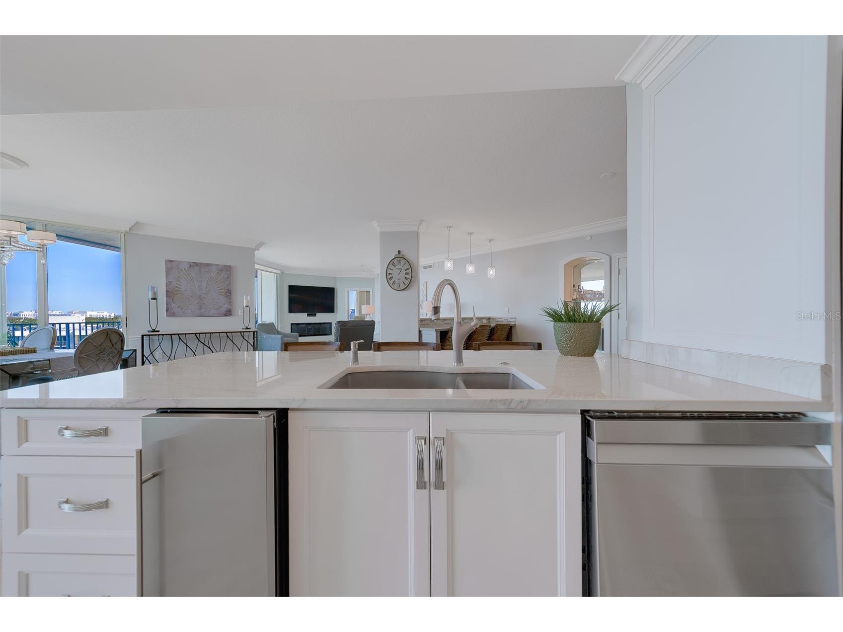 2 Seaside Lane #801 Belleair FL 33756 - CLEARWATER BAY/GULF OF MEXICO TB8400487 image6