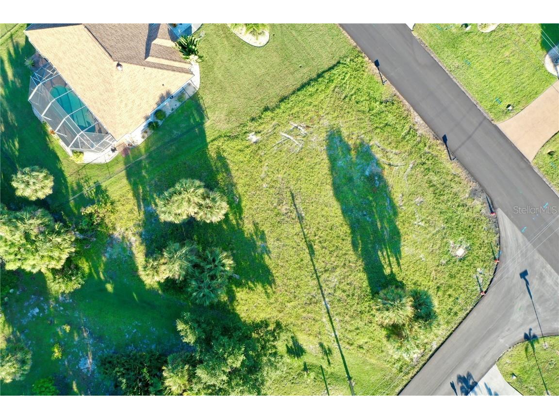 2 Sportsman Way Rotonda West FL 33947 C7516306 image3