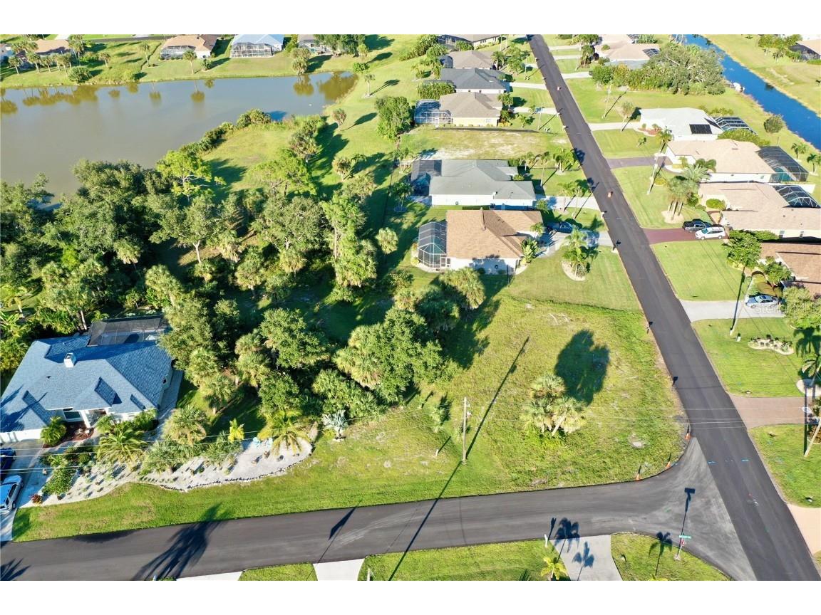 2 Sportsman Way Rotonda West FL 33947 C7516306 image4