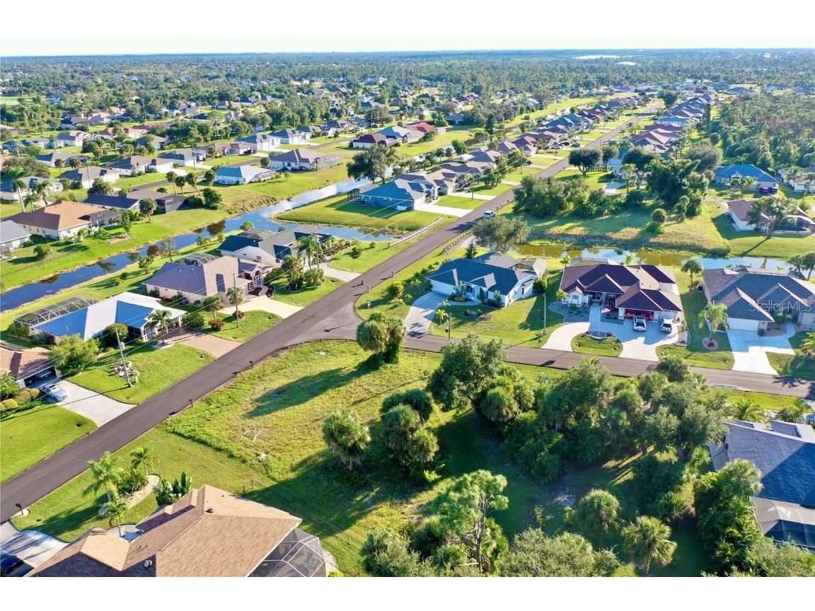 2 Sportsman Way Rotonda West FL 33947 C7516306 image5