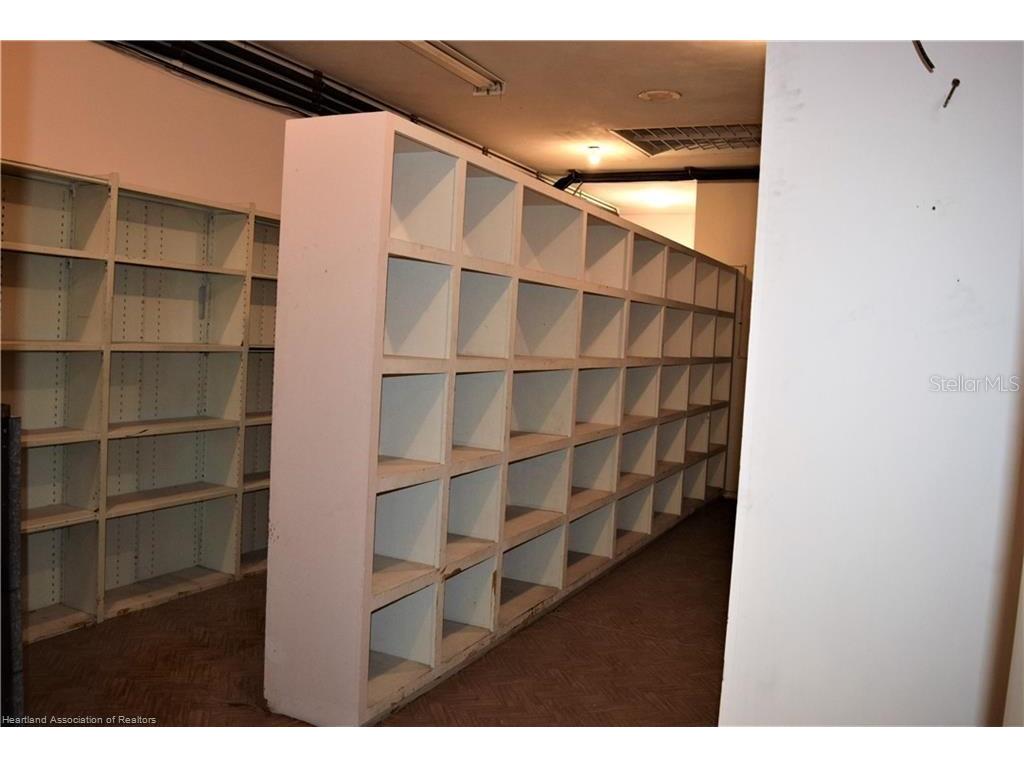 2 W Main Street Avon Park FL 33825 L4945883 image10