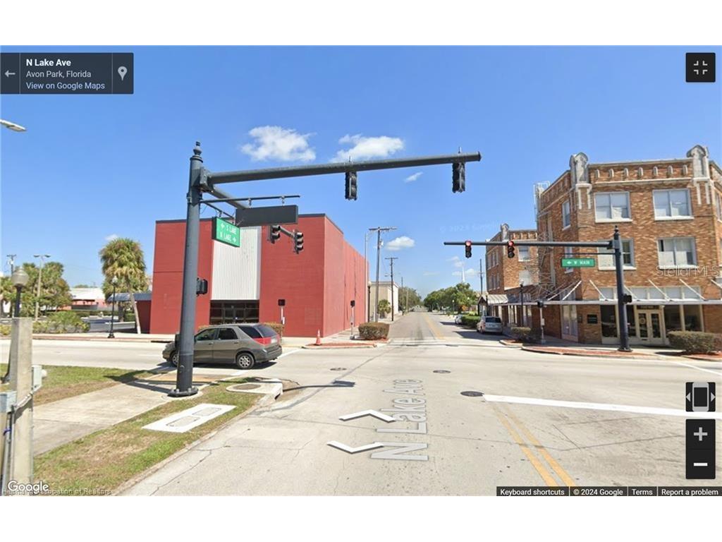 2 W Main Street Avon Park FL 33825 L4945883 image2