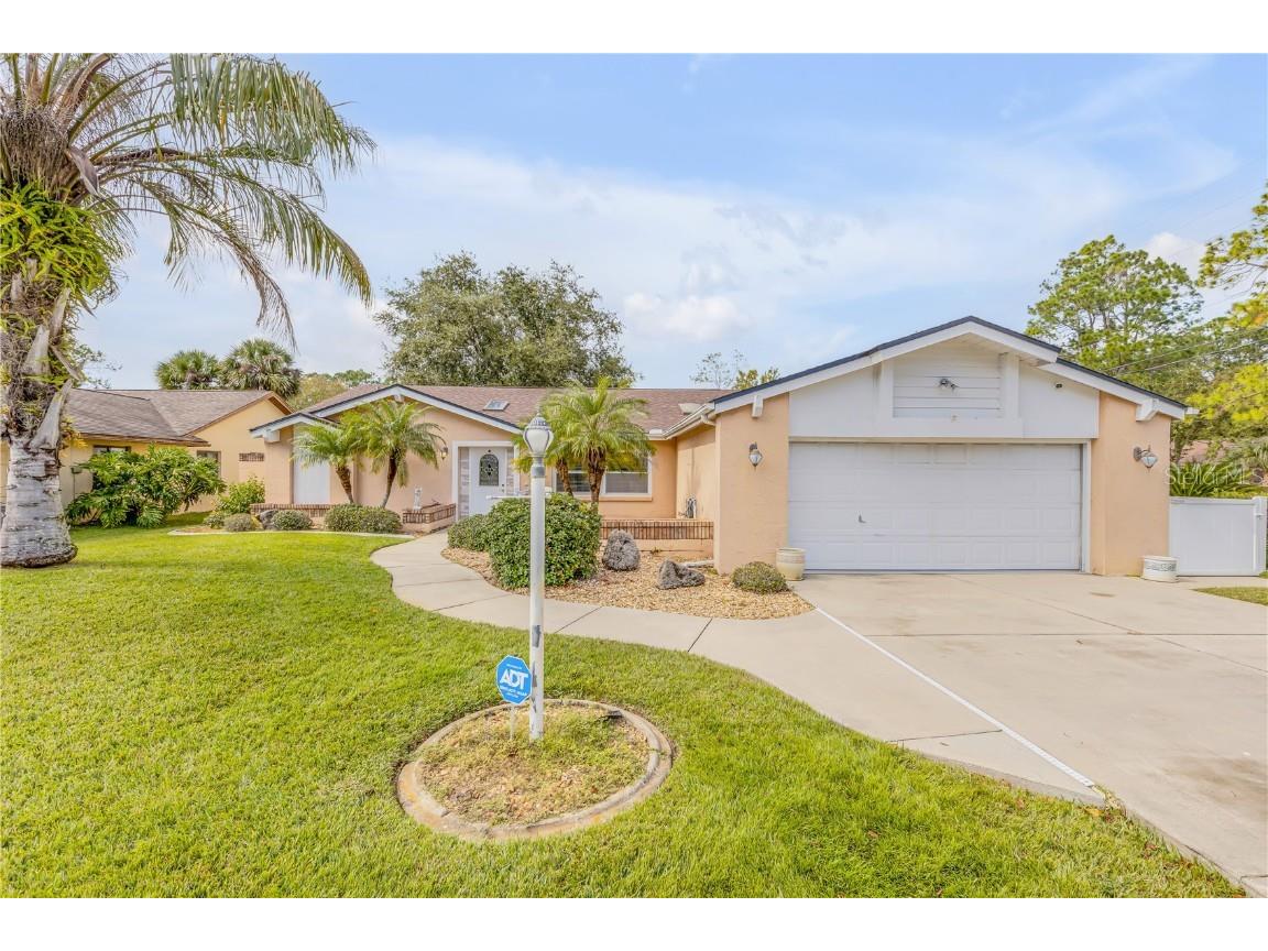 2 Windermere Place Palm Coast FL 32164 T3486352 image1