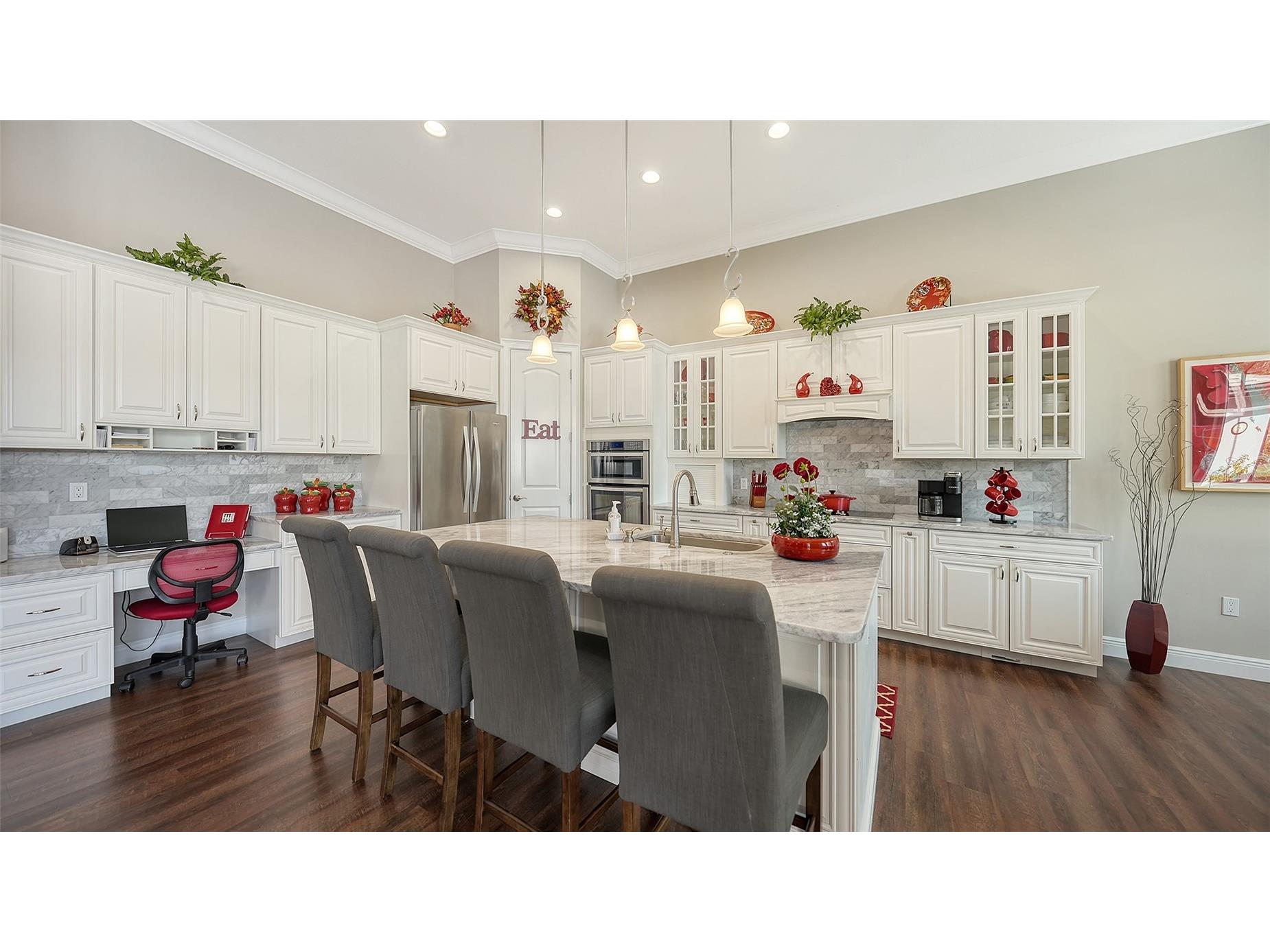 20 Bayhead Lane Osprey FL 34229 A4674649 image16