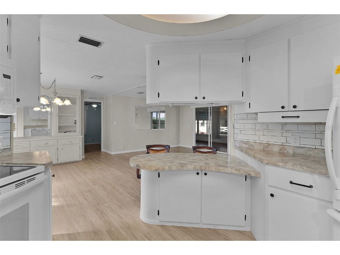 20 Captains Point Fruitland Park FL 34731 G5103227 image17