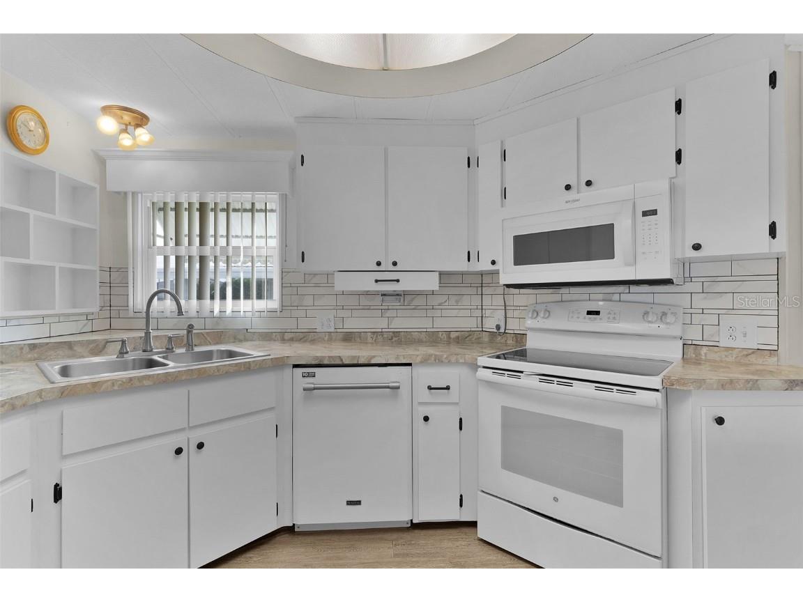 20 Captains Point Fruitland Park FL 34731 G5103227 image18