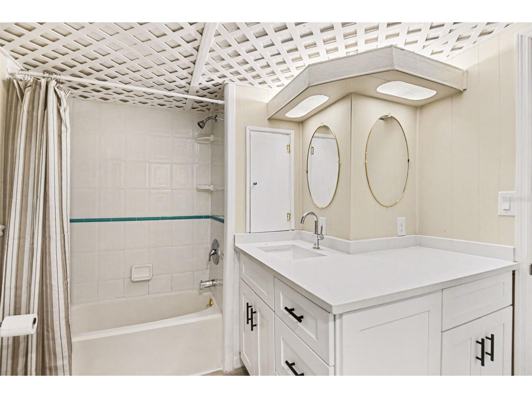 20 Holland Drive Punta Gorda FL 33950 C7525277 image10