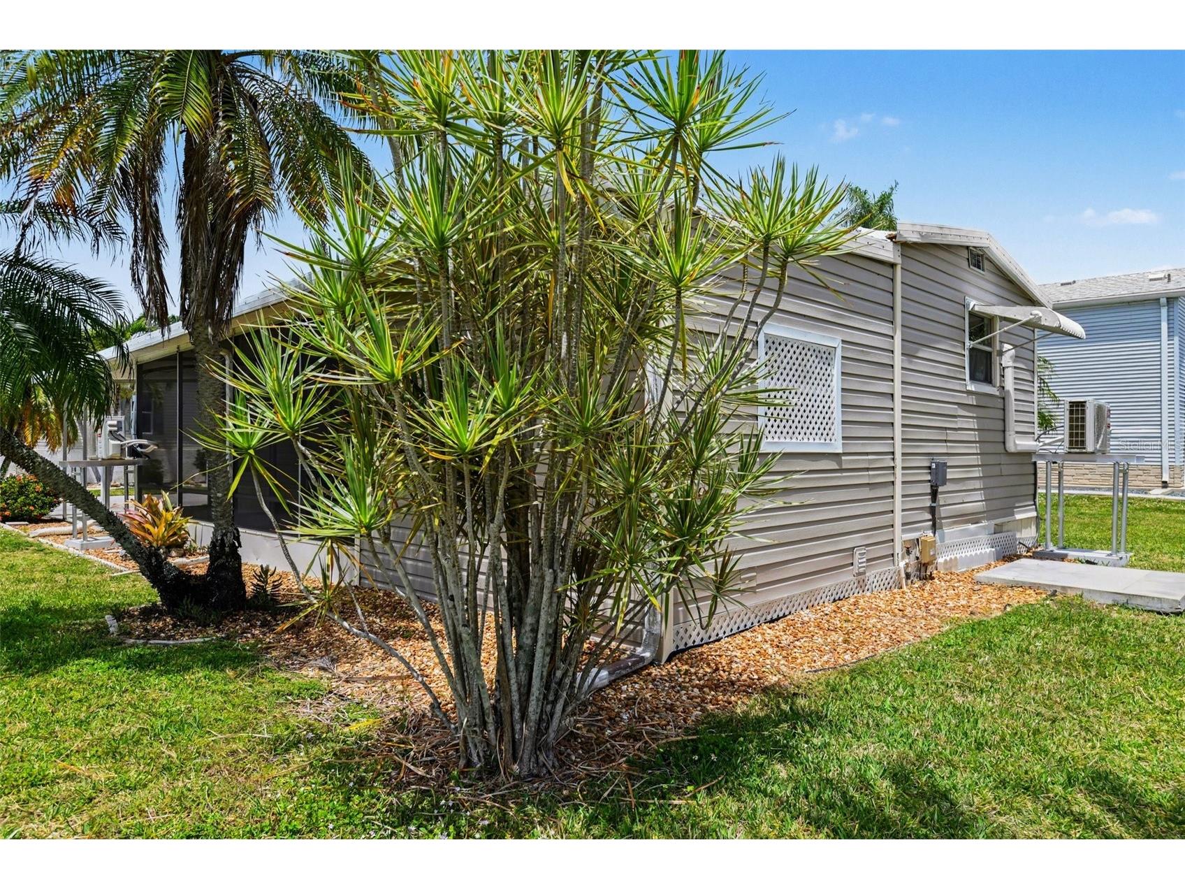 20 Holland Drive Punta Gorda FL 33950 C7525277 image14