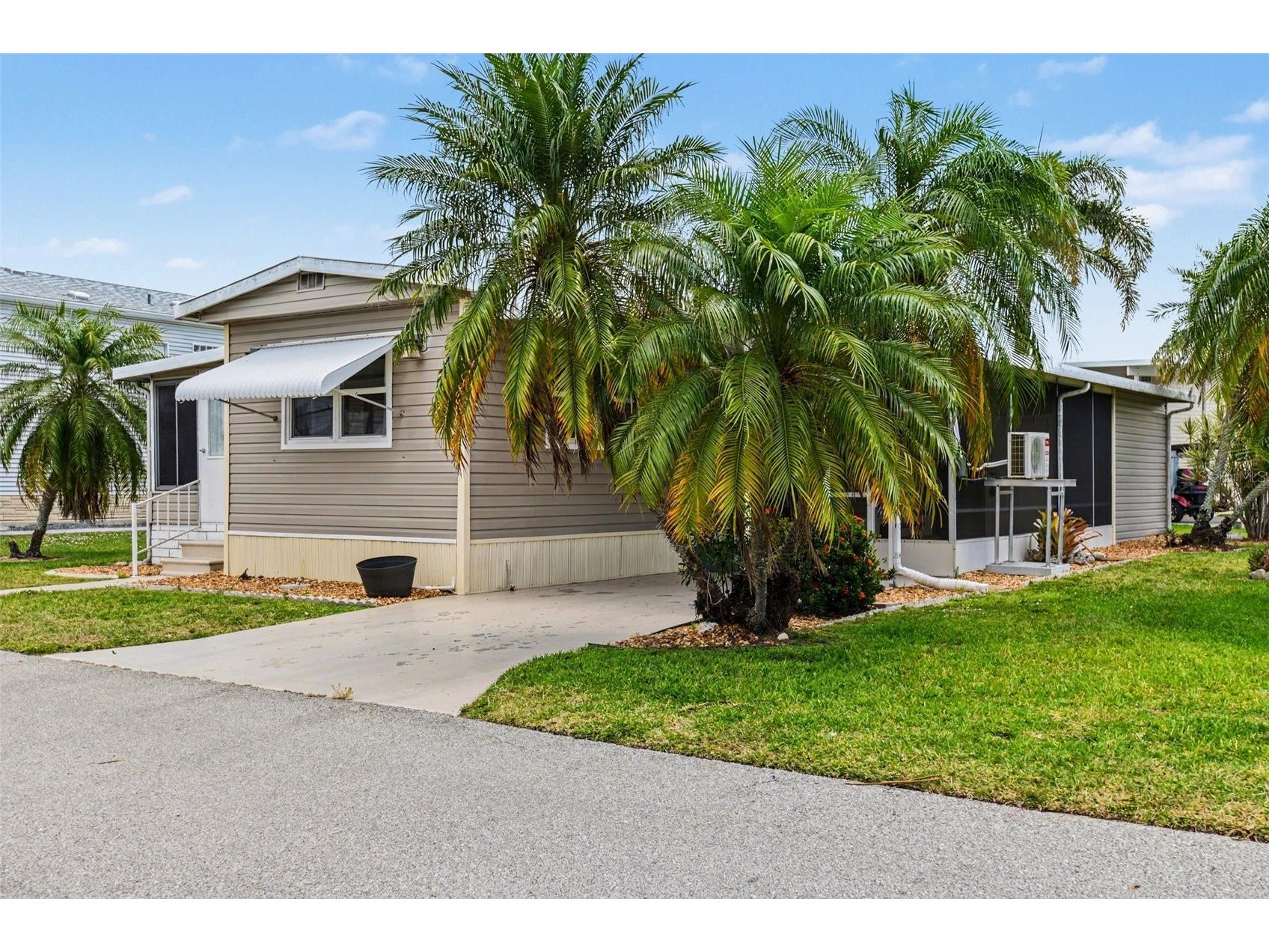 20 Holland Drive Punta Gorda FL 33950 C7525277 image2