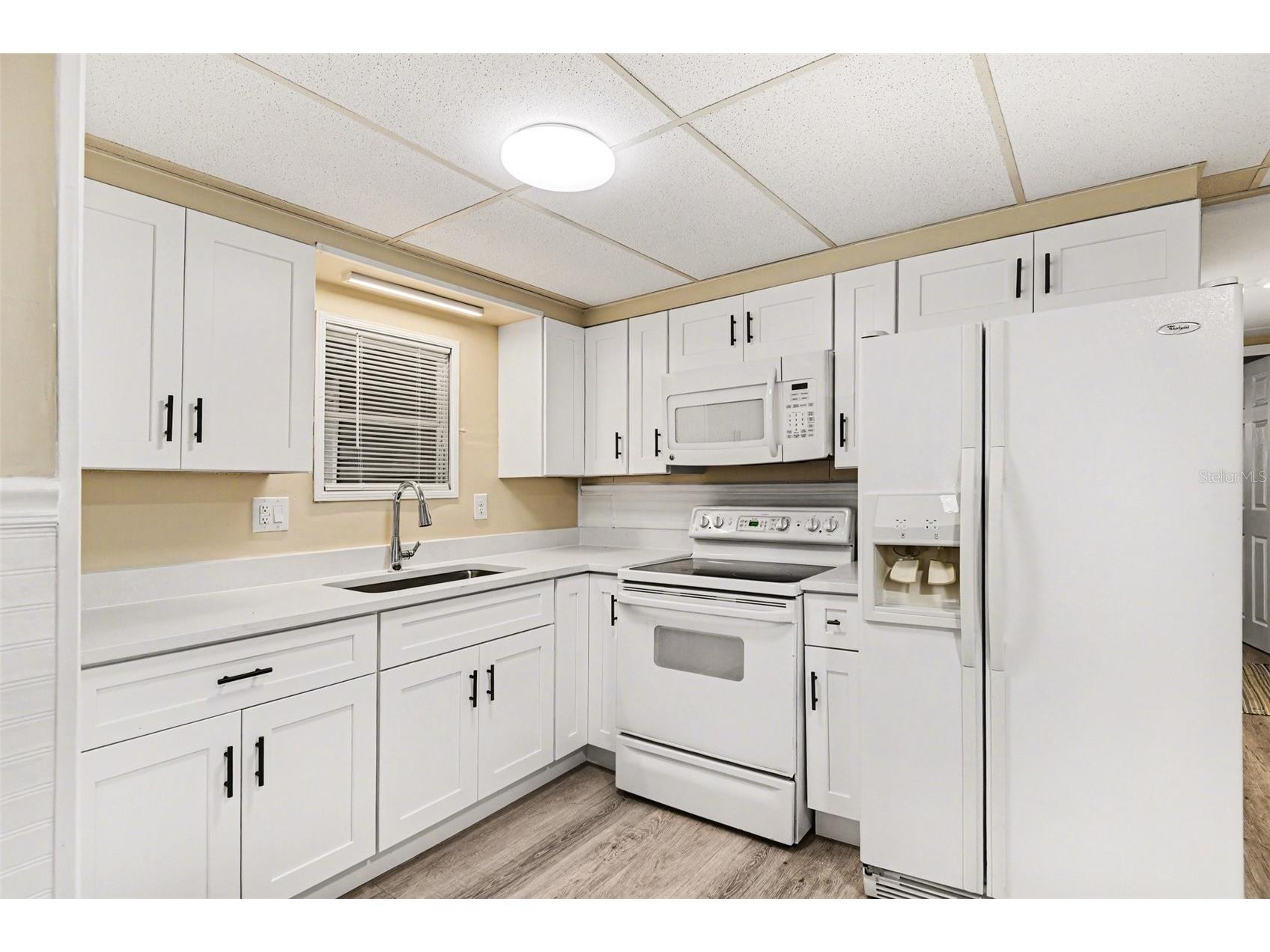 20 Holland Drive Punta Gorda FL 33950 C7525277 image5