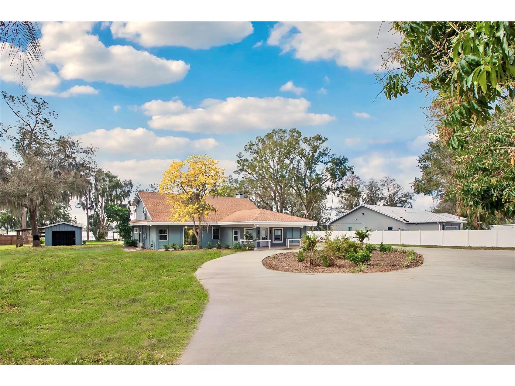 20 Lake Idylwild Drive N Winter Haven FL 33881 - LAKE IDYLWILD L4958394 image1