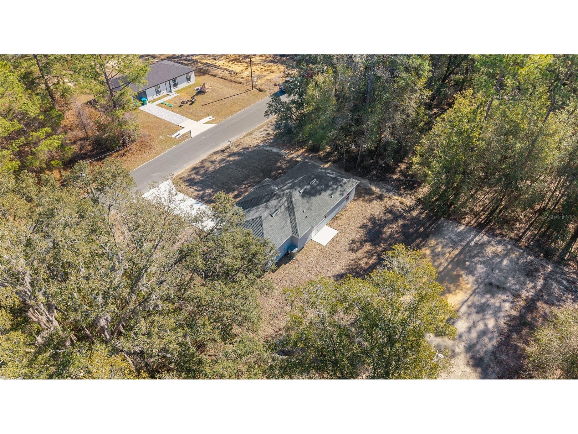 20 Locust Course Radial Ocala FL 34472 OM718927 image41
