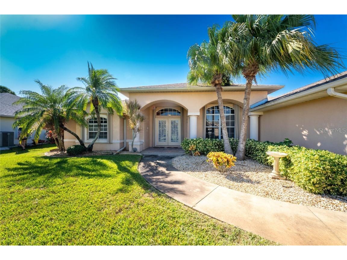 20 Long Meadow Place Rotonda West FL 33947 D6144313 image3